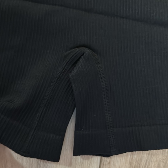 OQQ S NIP SLEEVELESS RIBBED CREW NECK TUMMY CONTROL SHORTS ROMPER - Picture 4 of 5